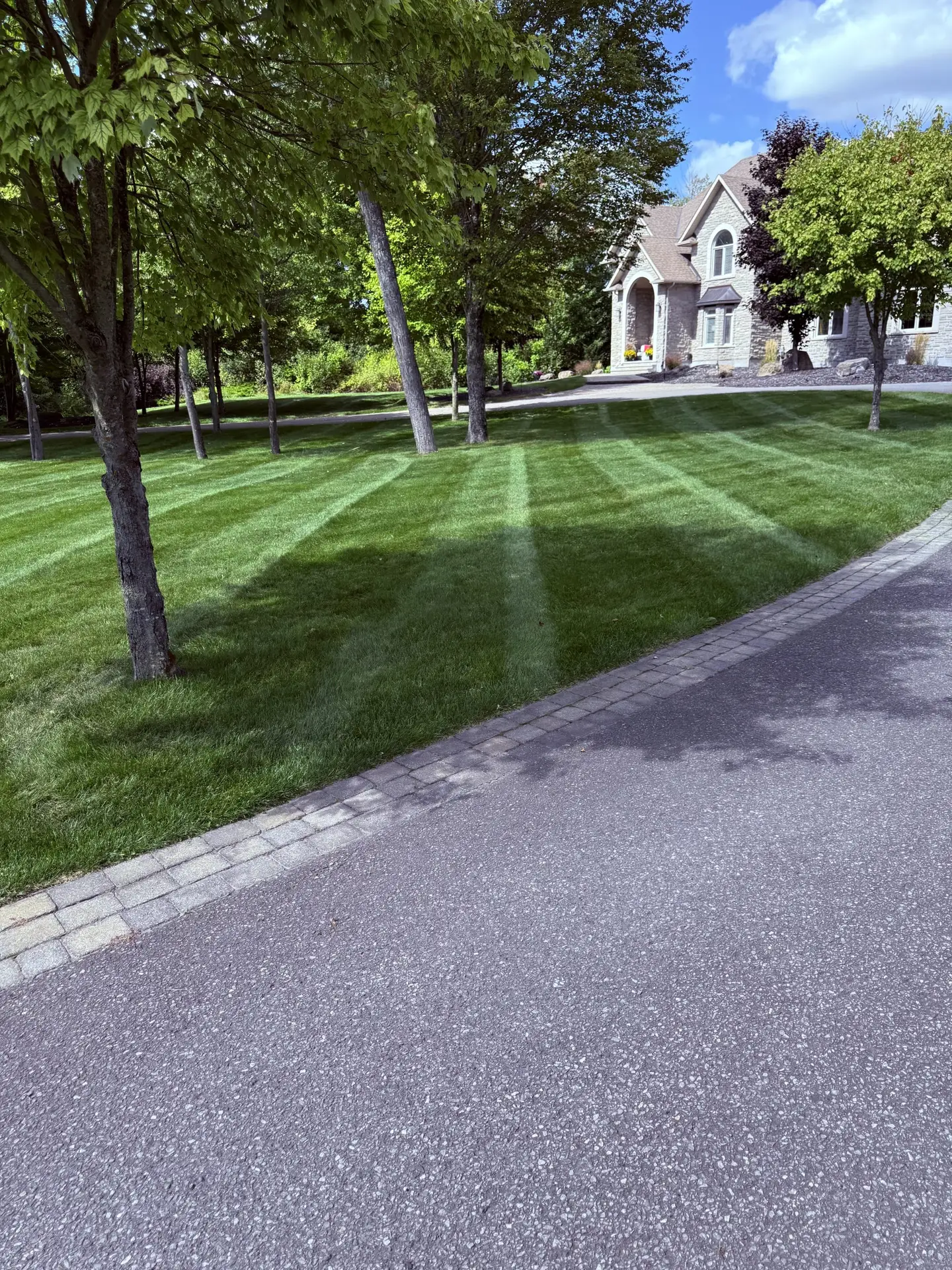 Complete Property Maintenance, Ottawa lawn care services
